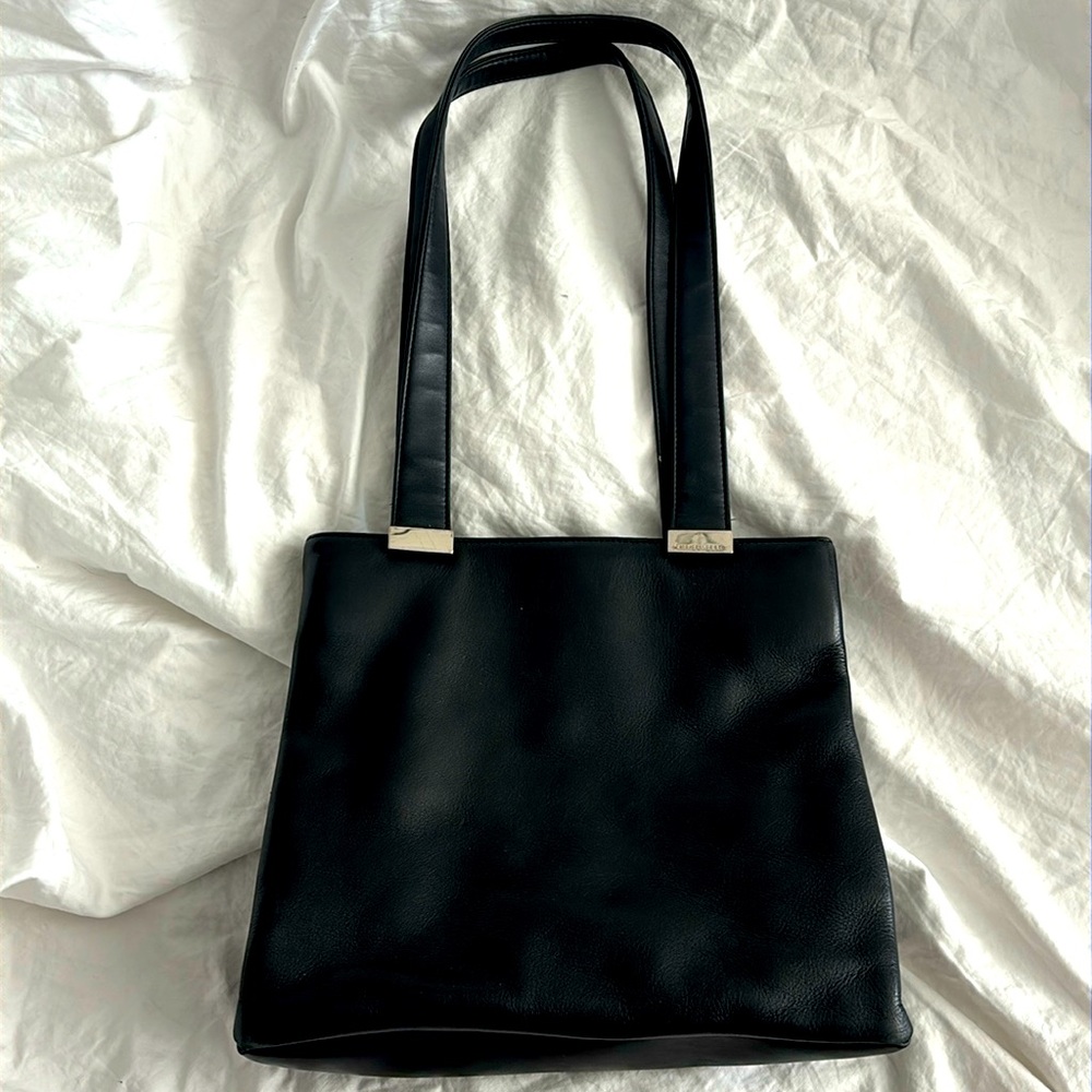Nine West handbag w/ keychain